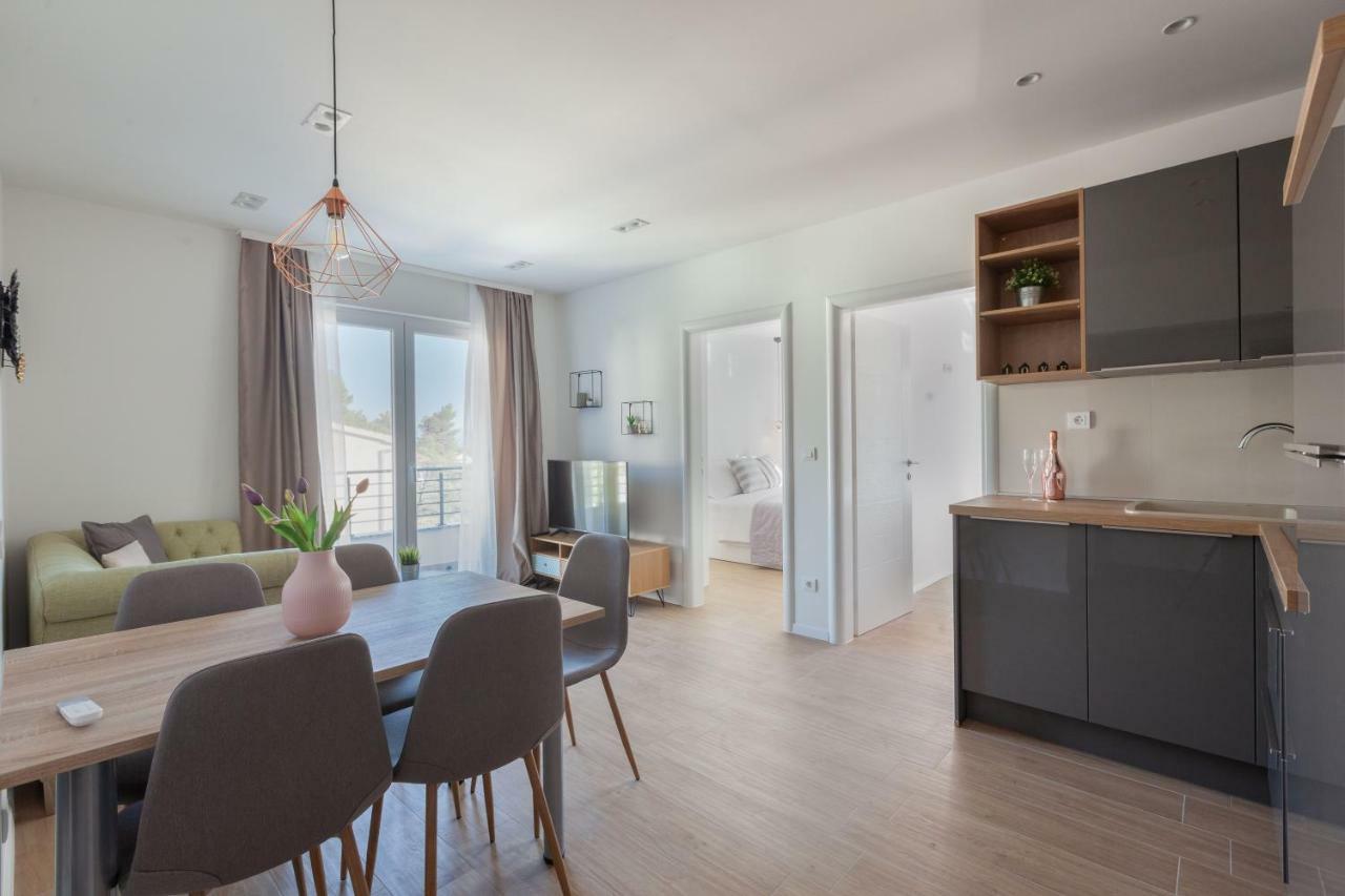 Ivmalu Apartments Tučepi Dış mekan fotoğraf