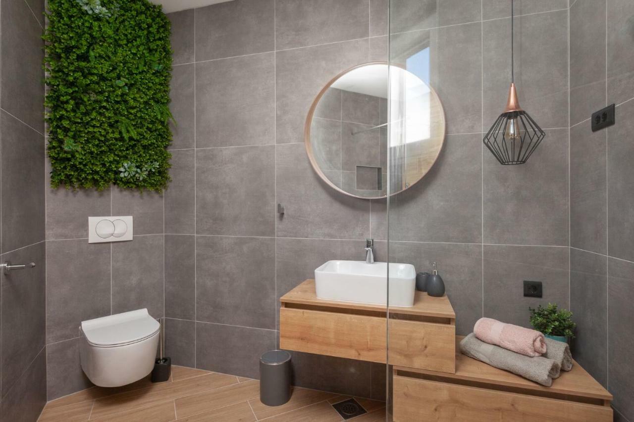 Ivmalu Apartments Tučepi Dış mekan fotoğraf
